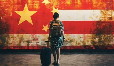 中國(guó)旅游業(yè)：蓬勃發(fā)展走向世界