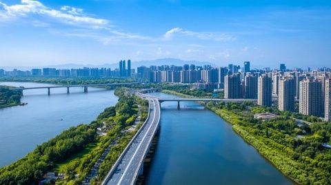 廣州知識(shí)城綠地繽紛城：人氣旺的商業(yè)地標(biāo)深度解析