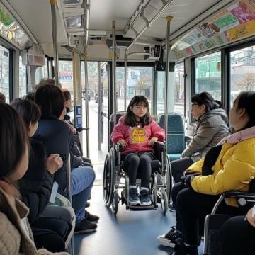 銀發(fā)旅游列車(chē)是一種專(zhuān)門(mén)為老年人設(shè)計(jì)的旅游服務(wù)，旨在滿足老年游客的特殊需求