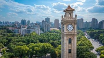 五一假期重慶一重要旅游地迎客無(wú)數(shù)