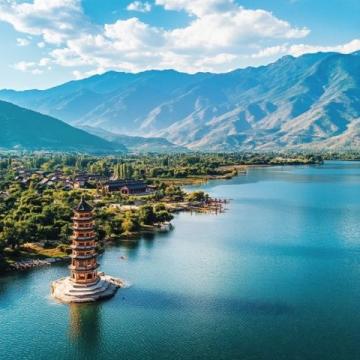 四日自駕暢游曲靖至撫仙湖美景之旅