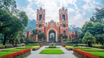 武漢大學(xué)春節(jié)游覽指南及注意事項