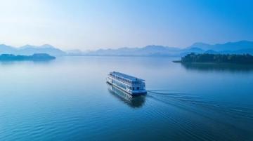 西湖千年美景，詳盡旅游攻略等你來覽