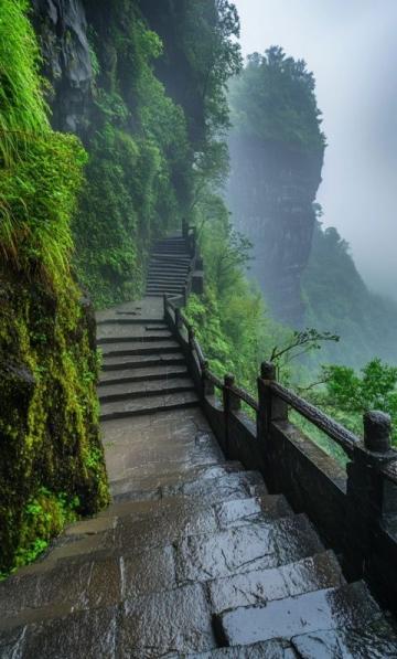 詩(shī)仙李白足跡之旅：石臺(tái)醉山野景區(qū)綠野仙蹤，探尋詩(shī)意山水之美