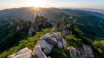 黃山必游十大景：迎客松、光明頂?shù)?，領(lǐng)略絕美風(fēng)光與豐富文化