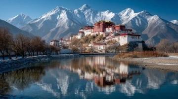 春游川藏線：探秘桃花雪山，解鎖高原春季美景攻略