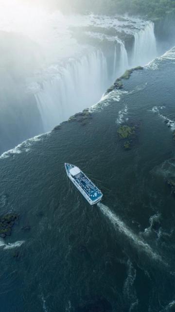 大壩雄渾鎖巨瀾的8個少游人之天。