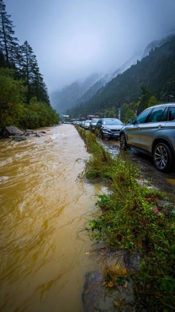 川藏線自駕：穿越絕美風光的極限之旅