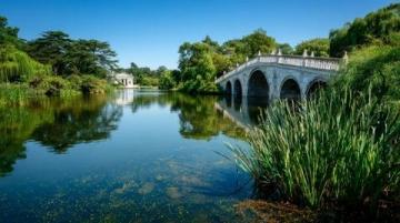 
暑期北京旅游盛況空前：烈日風(fēng)雨阻擋不了游客的熱情