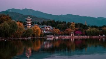 秋日游聊城東昌府：水城風光與運河文化深度游指南