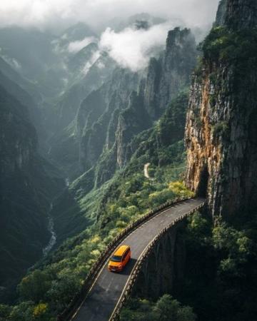 川西自駕D8：甘孜至德格途經(jīng)丹霞小鎮(zhèn)與玉龍拉錯(cuò)美景