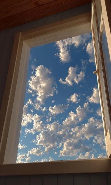 在快節(jié)奏生活中，一次普通開窗請求引發(fā)的深層思考