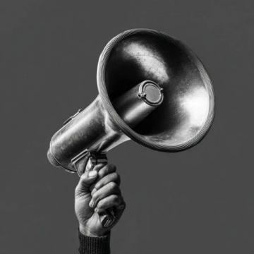 盡管有聲音呼吁，但仍然堅(jiān)持傳統(tǒng)方式